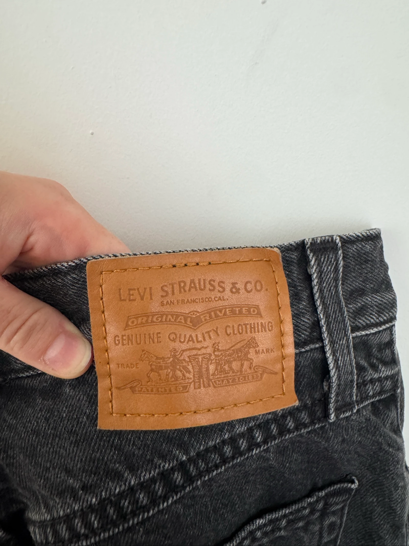 Jeans Levi's Mom Jeans dos anos 80 preto desbotado - Tamanho W24 L30 - 100 % algodão – photo 4
